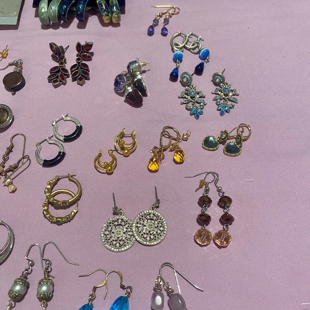 Colorful Earring Collection - Picture 6 of 6